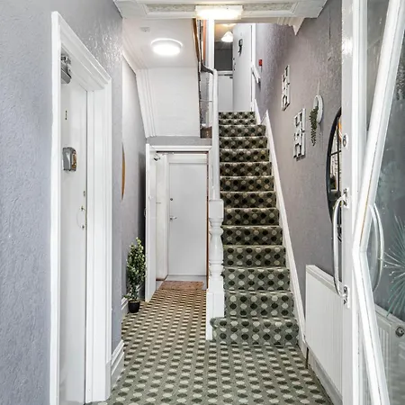 Suitespot Serviced Apartments Blackpool Esterno foto